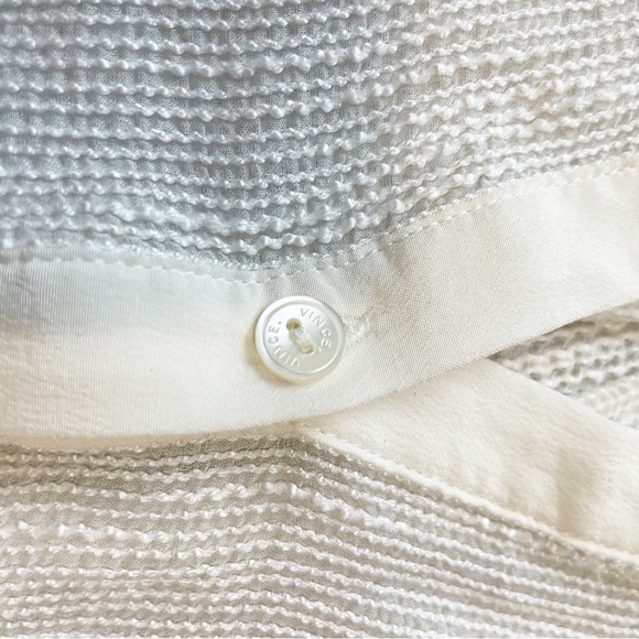 VINCE OFF WHITE RAYON/SILK SIZE 0 CREPE PULLOVER STYLE BLOUSE - Picture 6 of 8